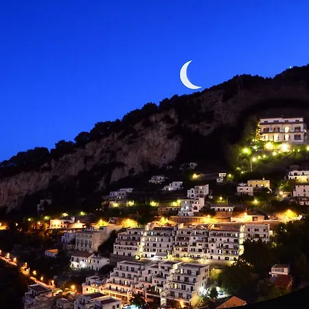 Holiday home Heaven